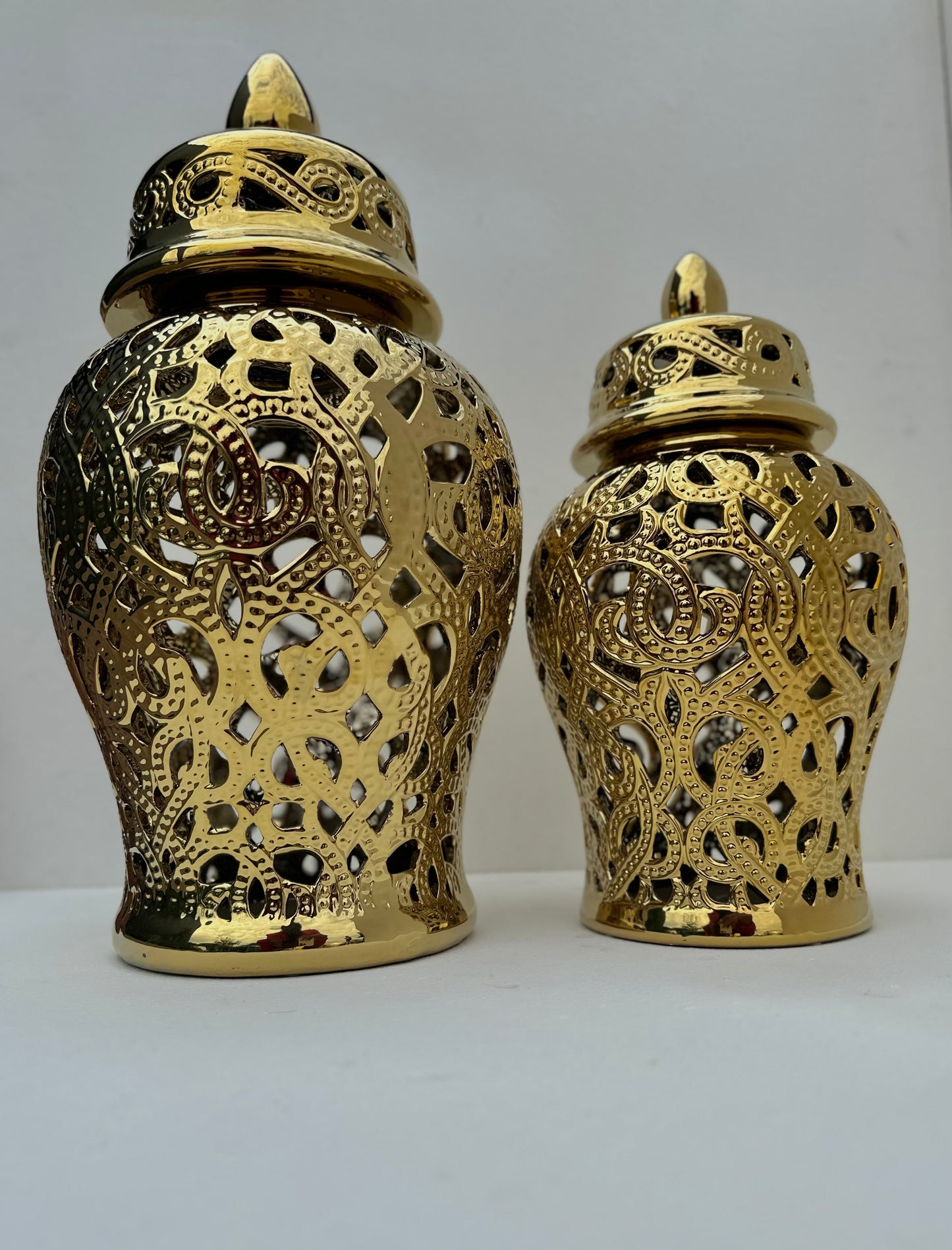Gold perforated ginger jars (Large)