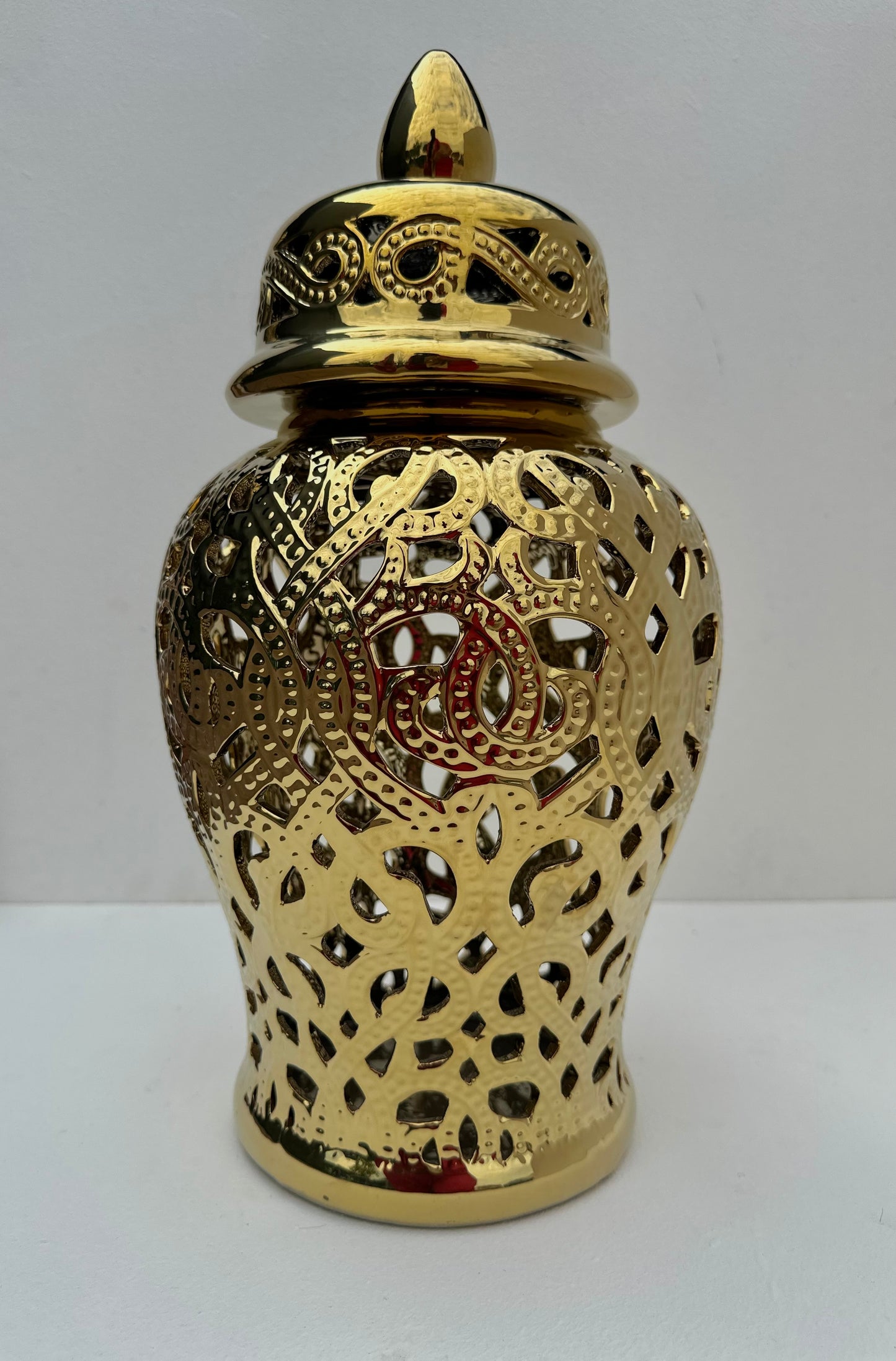Gold perforated ginger jars (Large)